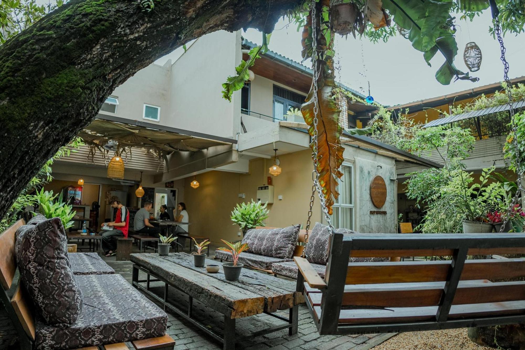 Drop Inn Hostels Colombo Exterior photo